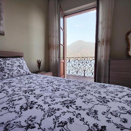 카노비오 Residenza Il Gabbiano 3 아파트 외부 사진